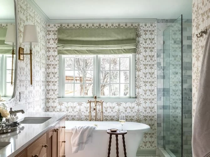 Brass And Linen Shade Wall Light 4 Brass And Linen Shade Wall Light - Image 4