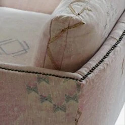 Regal Moroccan Sofa -Andrew Martin Sale Store 269161 regal sofa moroccan pink detail 1
