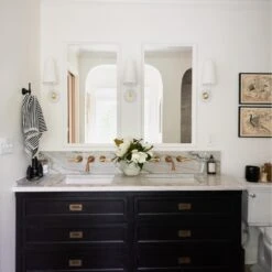 Merri Wall Light -Andrew Martin Sale Store 337176 merri aged brass wall light life 2