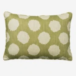 Beehive Leaf Cushion