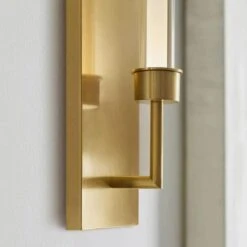 Linger Wall Light 12 Linger Wall Light -Andrew Martin Sale Store 347339 linger wall light natural brass detail 2