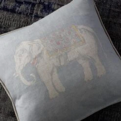 Jumbo Powder Cushion -Andrew Martin Sale Store 69083 jumbo powder cushion detail